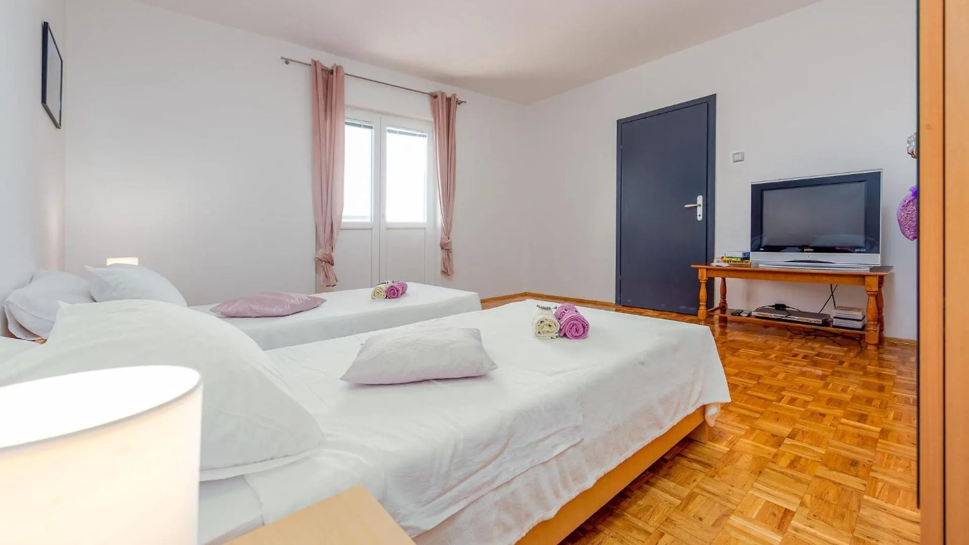Holiday home Amazing Home In Lisicic With Outdoor Swimming Pool Lisicici